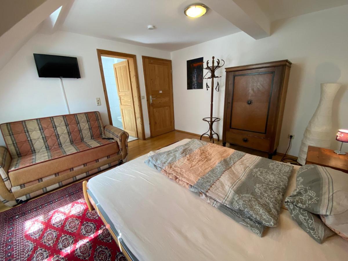 Felsenmuehle Neuleiningen Bed & Breakfast Bagian luar foto