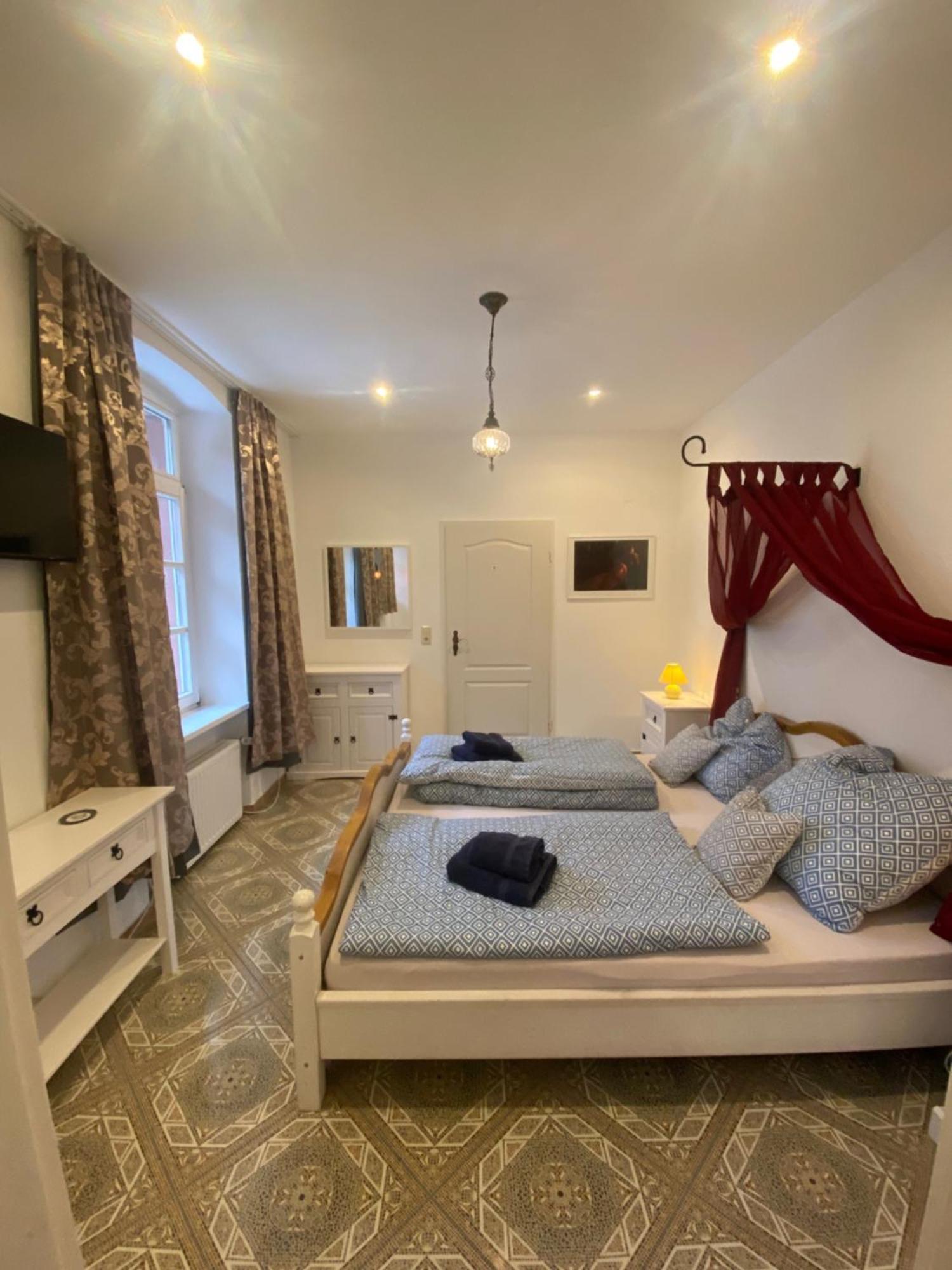 Felsenmuehle Neuleiningen Bed & Breakfast Bagian luar foto
