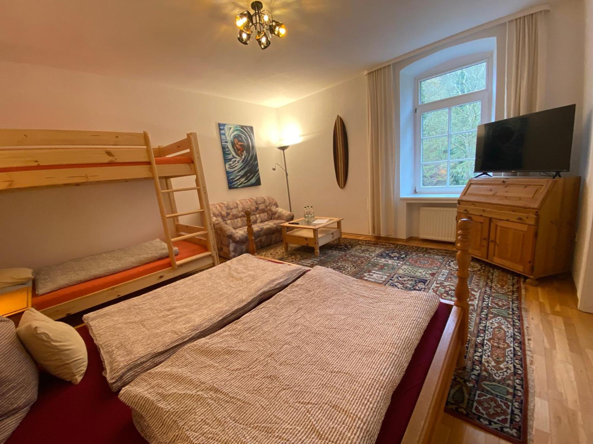 Felsenmuehle Neuleiningen Bed & Breakfast Bagian luar foto